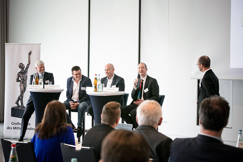 Jörg-Tilman Heyl spoke at the Dialogue Day for the “Network of the Best”